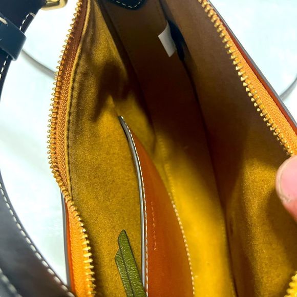 Tory Burch Tan and Gold Hobo Bag - Picture 13 of 16